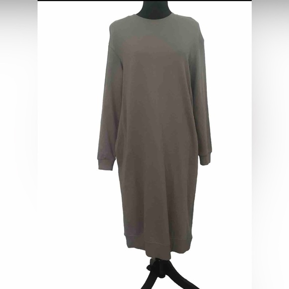 Women’s Zara, size small, taupe oversized sweatshirt midi‎ dress with pockets - Picture 1 of 13